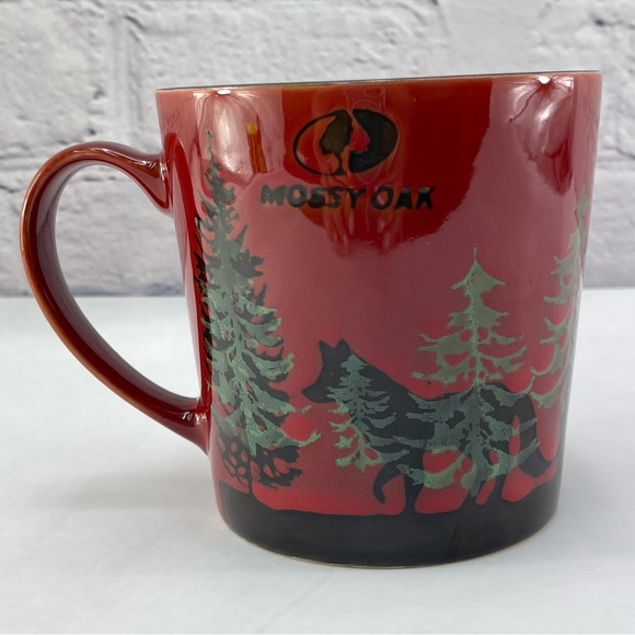 ***SOLD*** Mossy Oak Wolf Forest Pines Coffee Mug/ Cup Dark Red - Picture 1 of 9